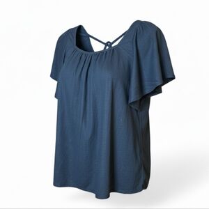 Chic Women's Navy Blouse